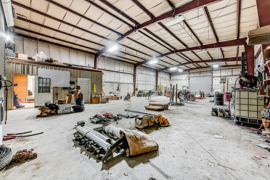 More Photos Of 148 Roush Cir, Fairmont Warehouse For Sale