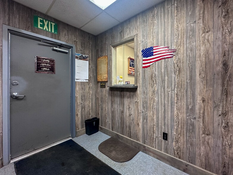 More Photos Of 1617 Warren Ave, Niles Warehouse For Sale