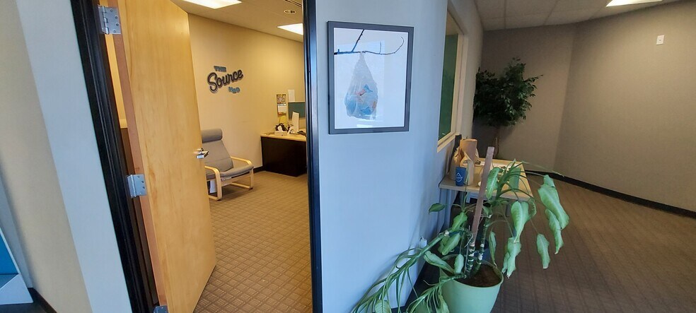 More Photos Of 7399 S Tucson Way, Centennial Flex For Lease