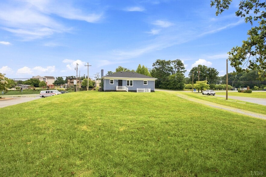 More Photos Of 7609 Timberlake Rd, Lynchburg Office For Sale