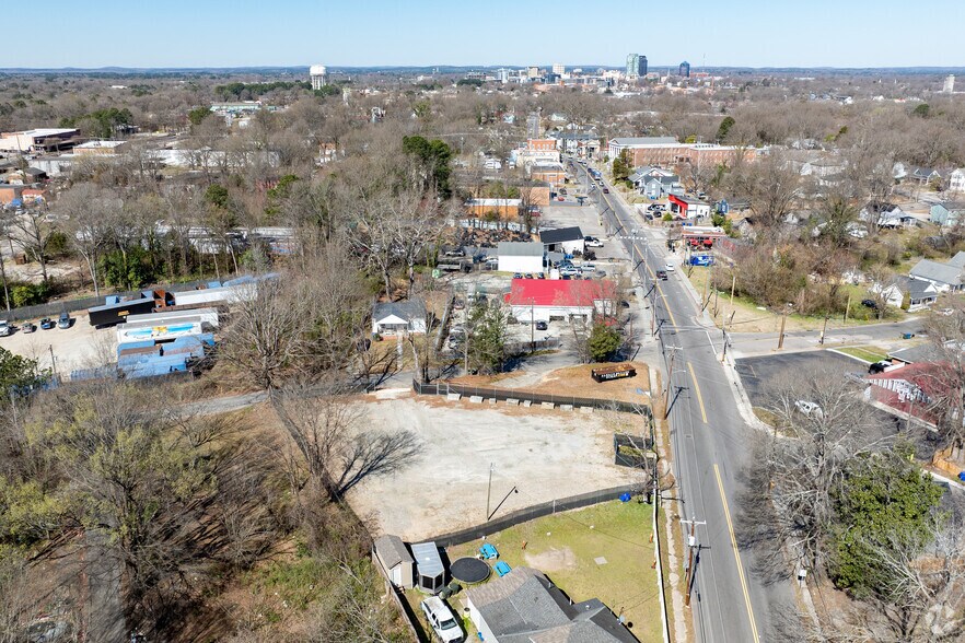 More Photos Of 507 S Briggs Ave, Durham Land For Lease