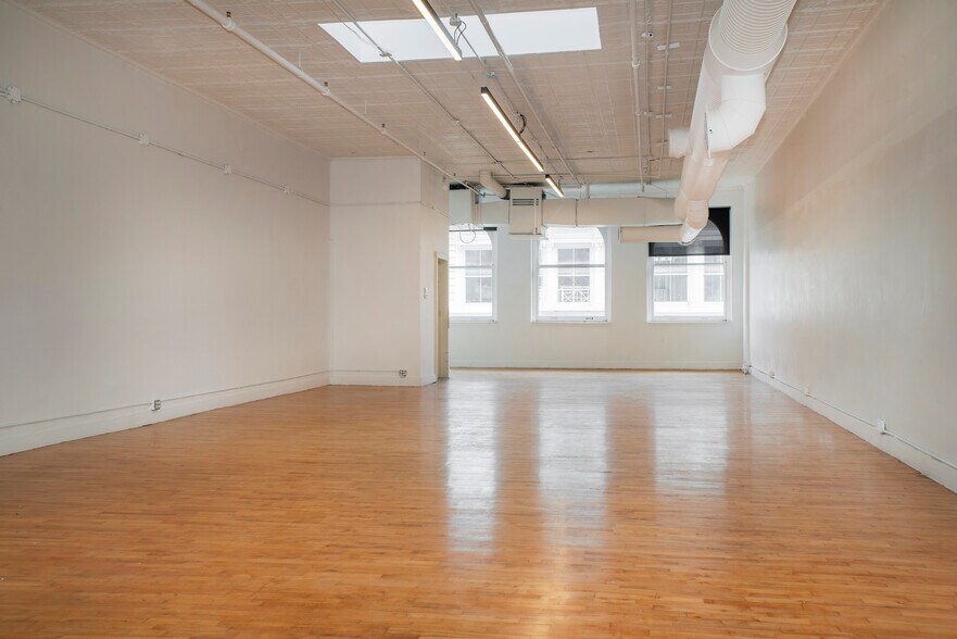 More Photos Of 447 Broadway, New York Loft Creative Space For Lease