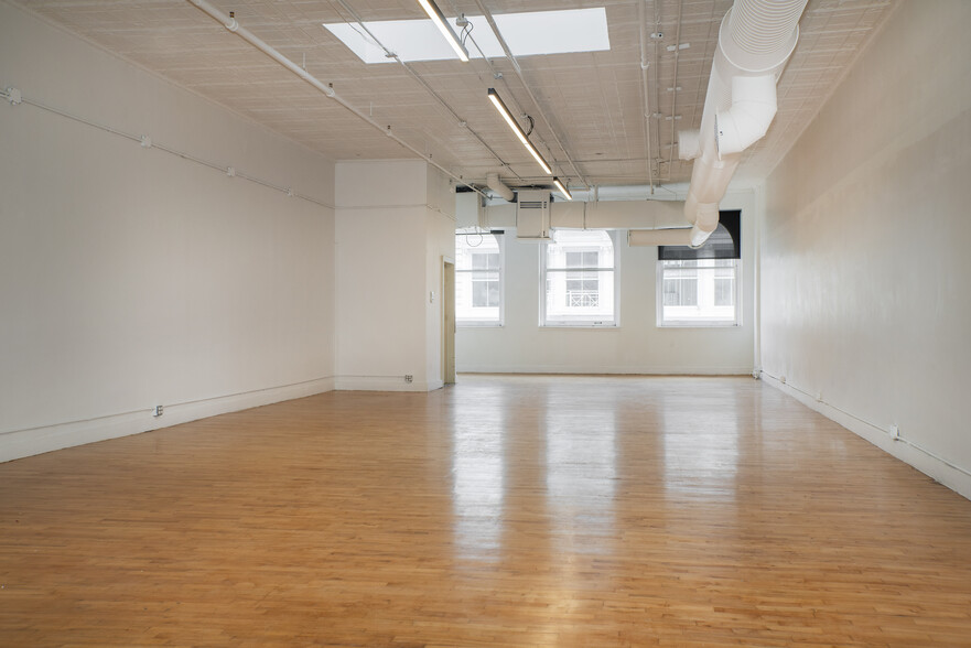 More Photos Of 447 Broadway, New York Loft Creative Space For Lease