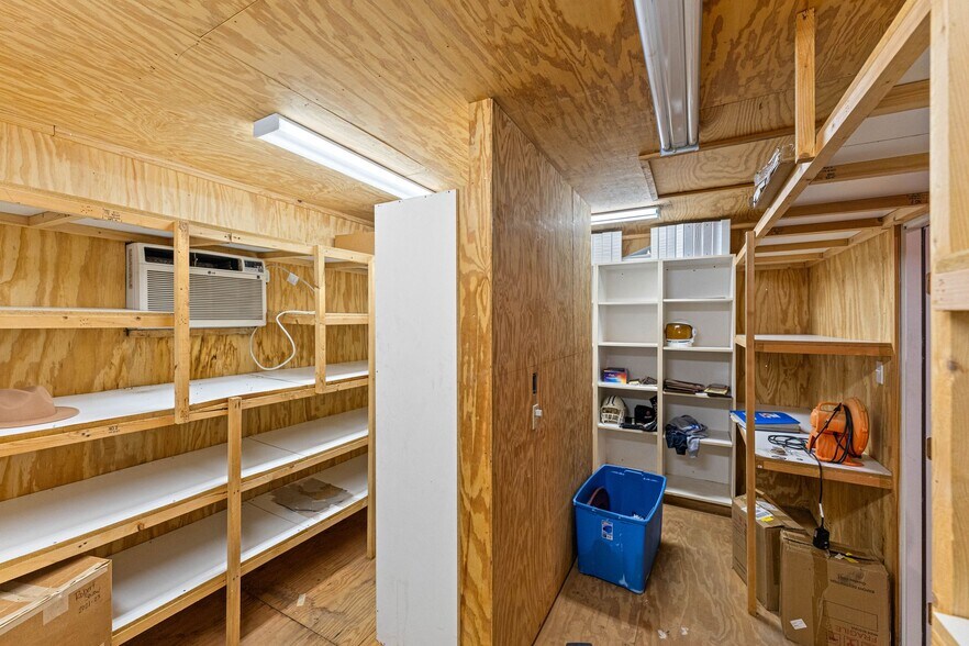 More Photos Of 4514 Billy Sames, Adkins Land For Sale