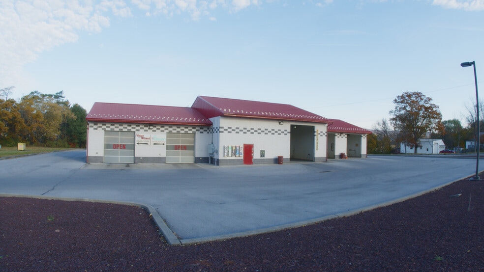 Primary Photo Of 1 Liberty Ln, Jonestown Auto Repair For Sale
