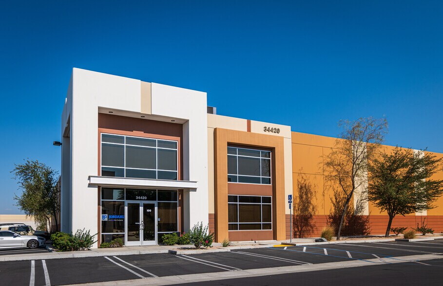 Primary Photo Of 34420 Gateway Dr, Palm Desert Manufacturing For Lease