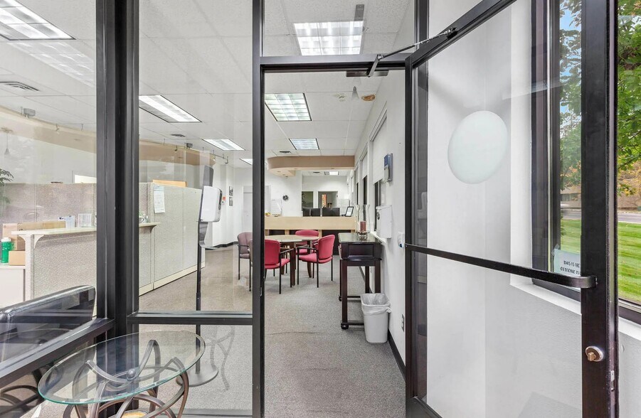 More Photos Of 1230 N Northwood Center Ct, Coeur d'Alene Office For Lease