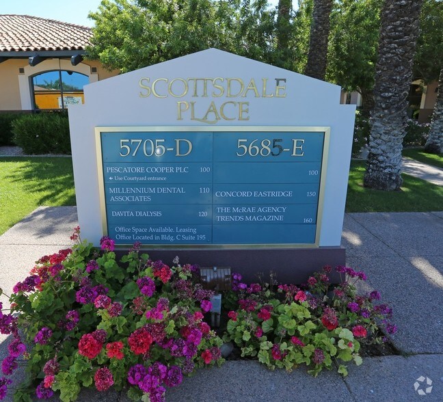 More Photos Of 5685 N Scottsdale Rd, Scottsdale Office For Sale