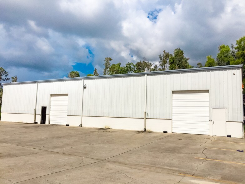 More Photos Of 16080-16090 S Tamiami Trl, Fort Myers Storefront Retail Office For Lease