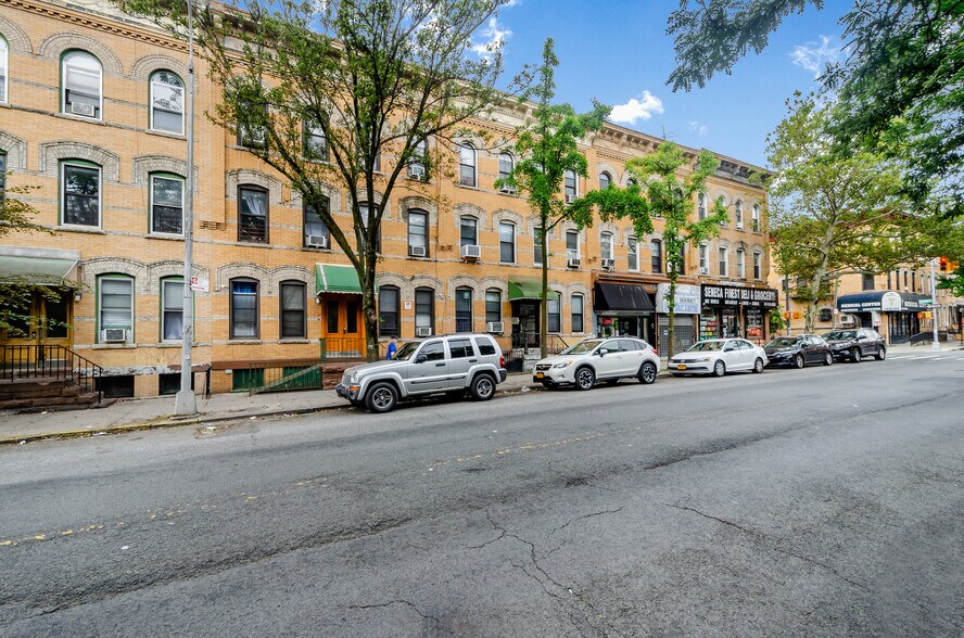 More Photos Of 806 Seneca Ave, Ridgewood Apartments For Sale