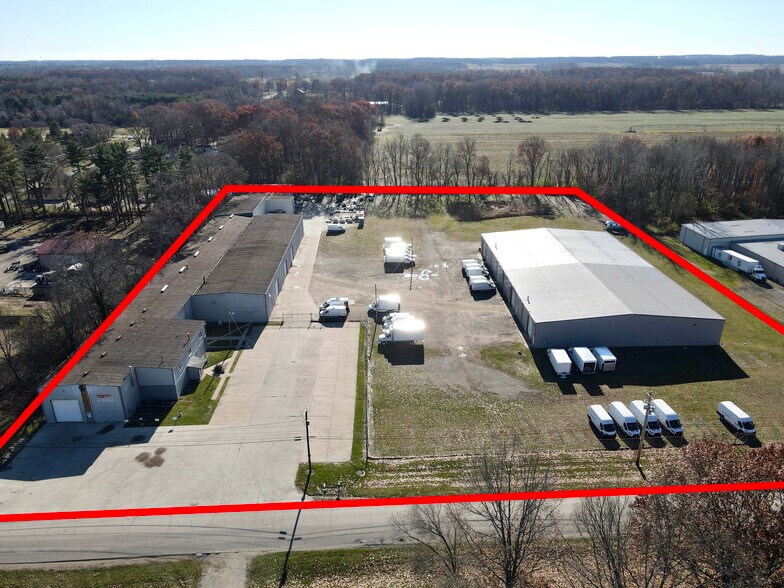 More Photos Of 1005 3rd St, Osceola Manufacturing For Sale