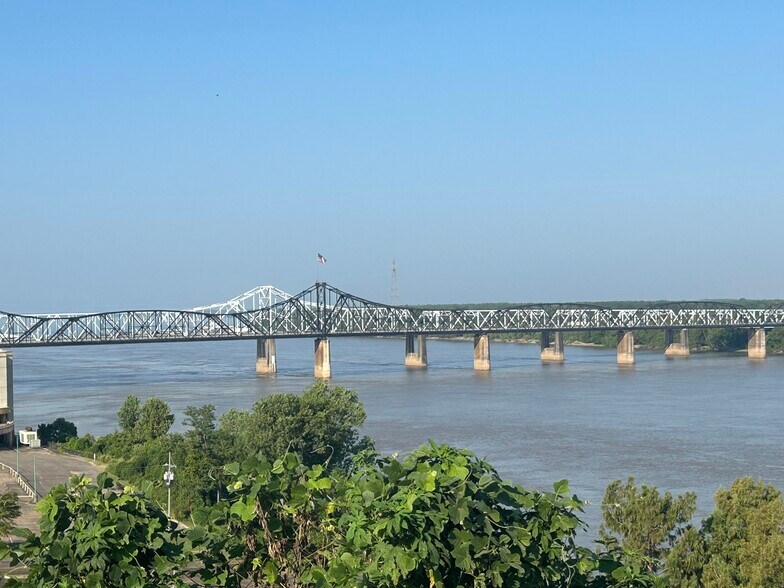 More Photos Of 4041 Washington St, Vicksburg Hotel For Sale