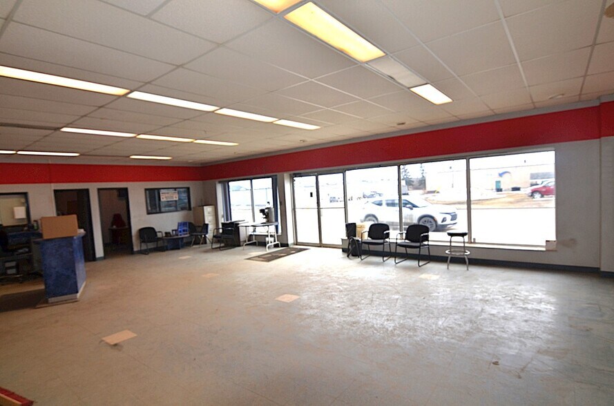 More Photos Of 5018 52 Ave, Tofield Industrial For Sale