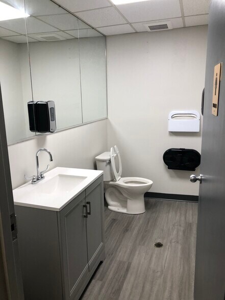 More Photos Of 100 Rt 46 East, Mountain Lakes Unknown For Lease