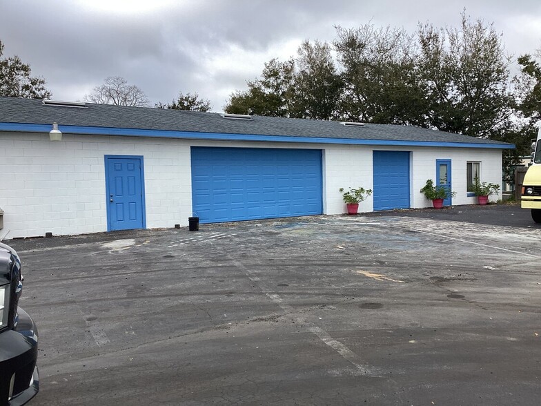 Primary Photo Of 6715 Narcoossee Rd, Orlando Warehouse For Lease