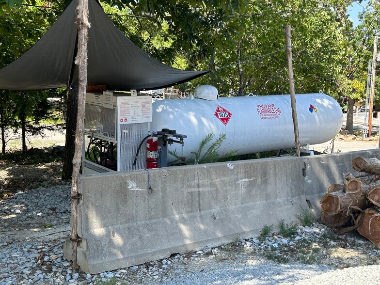 More Photos Of 141 County Road 851, Elizabeth Hotel For Sale