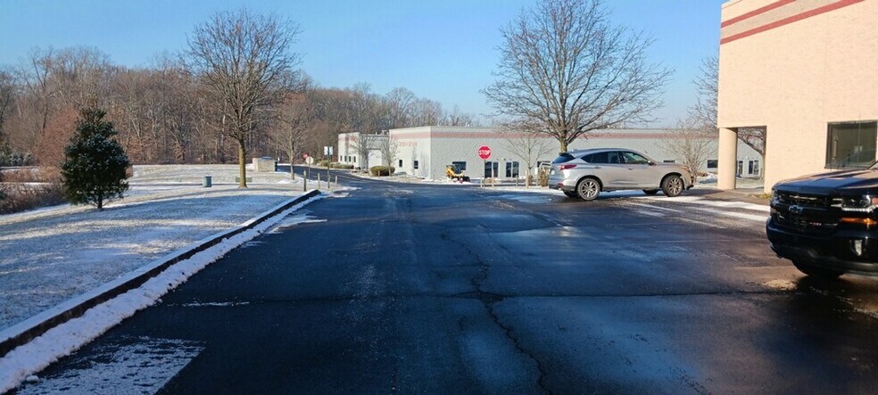More Photos Of 301-315 Camars Dr, Warminster Township Light Manufacturing For Sale