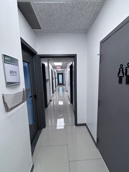 More Photos Of 3823 Roswell Rd, Marietta Medical For Lease