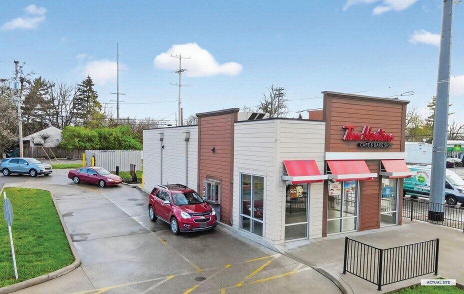Primary Photo Of 3120 E Main St, Columbus Fast Food For Sale