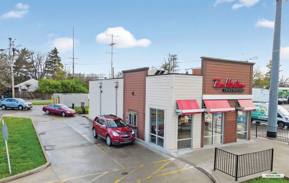 Primary Photo Of 3120 E Main St, Columbus Fast Food For Sale