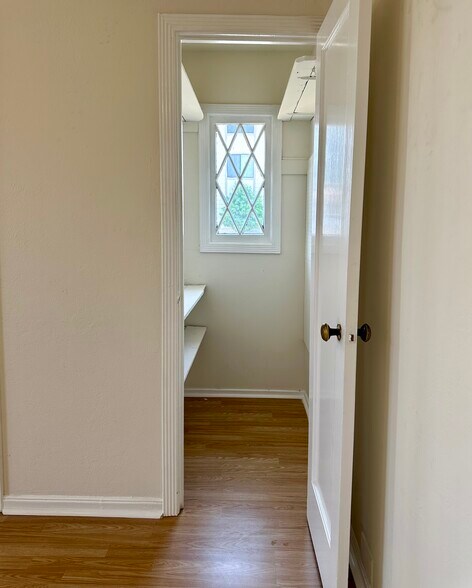 More Photos Of 2062 Washington Ave, San Leandro Apartments For Sale