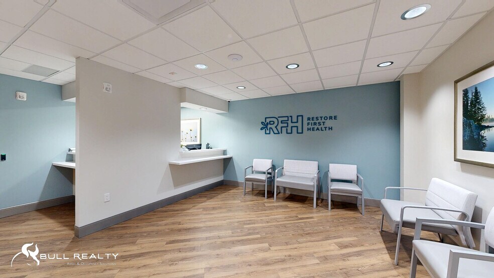 More Photos Of 2550 Windy Hill Rd SE, Marietta Medical For Lease