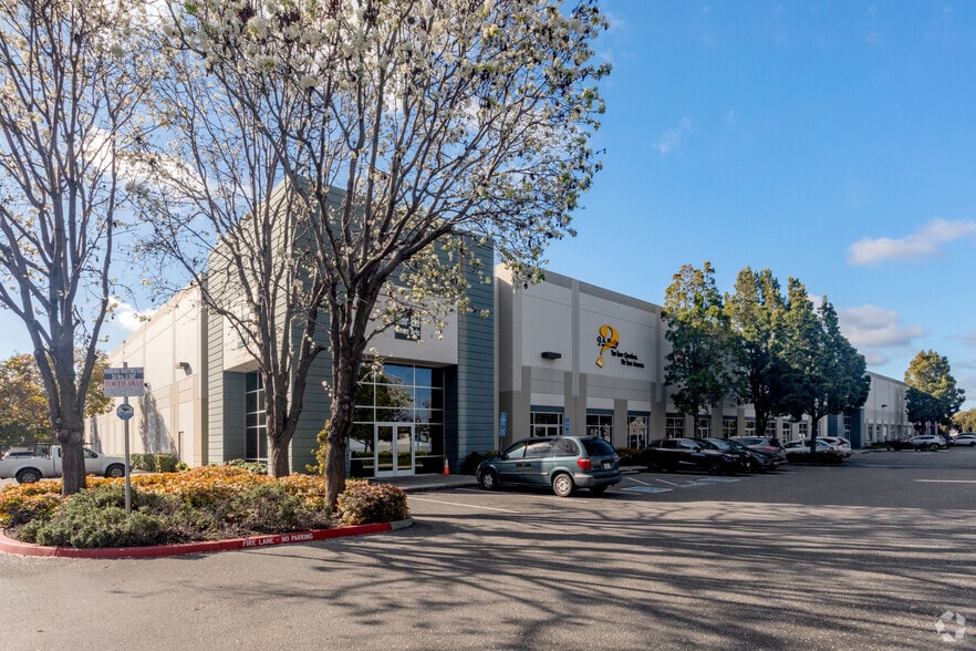 Primary Photo Of 1939 Monterey Rd, San Jose Showroom For Sale