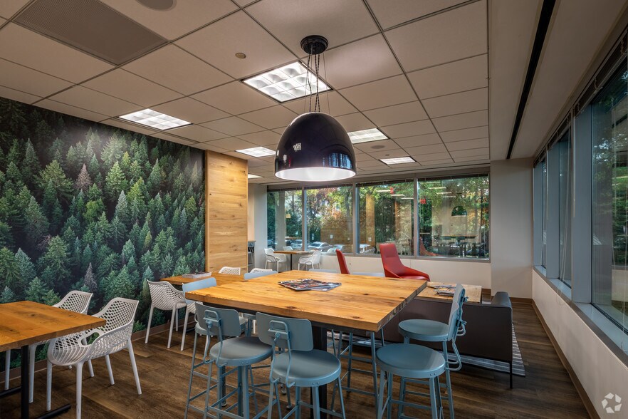 More Photos Of 3490 Piedmont Rd NE, Atlanta Office For Lease