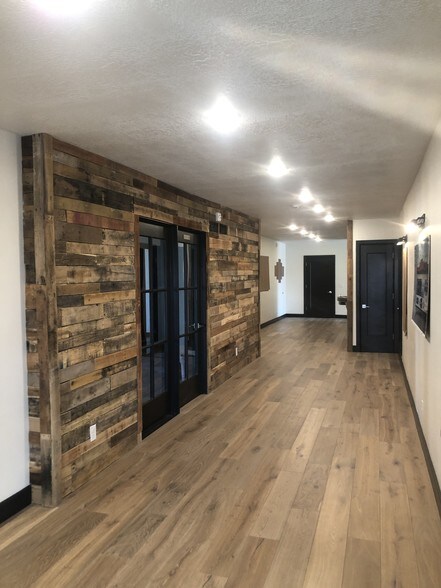 More Photos Of 4685 S Highland Dr, Holladay Office For Lease