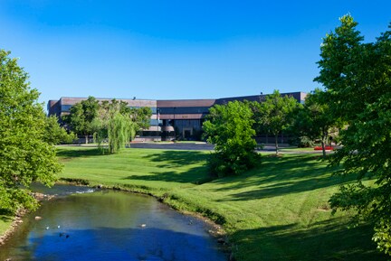 More Photos Of 950 Breckenridge Ln, Louisville Office For Lease