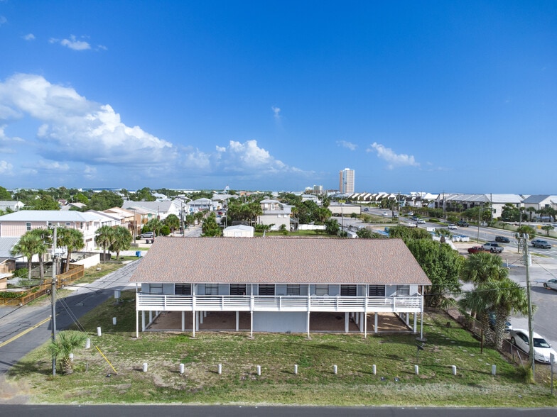 More Photos Of 4021 Dolphin Dr, Panama City Apartments For Sale
