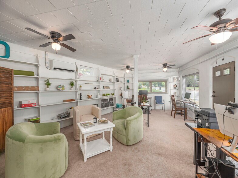 More Photos Of 491 Allens Creek Rd, Waynesville Loft Creative Space For Lease