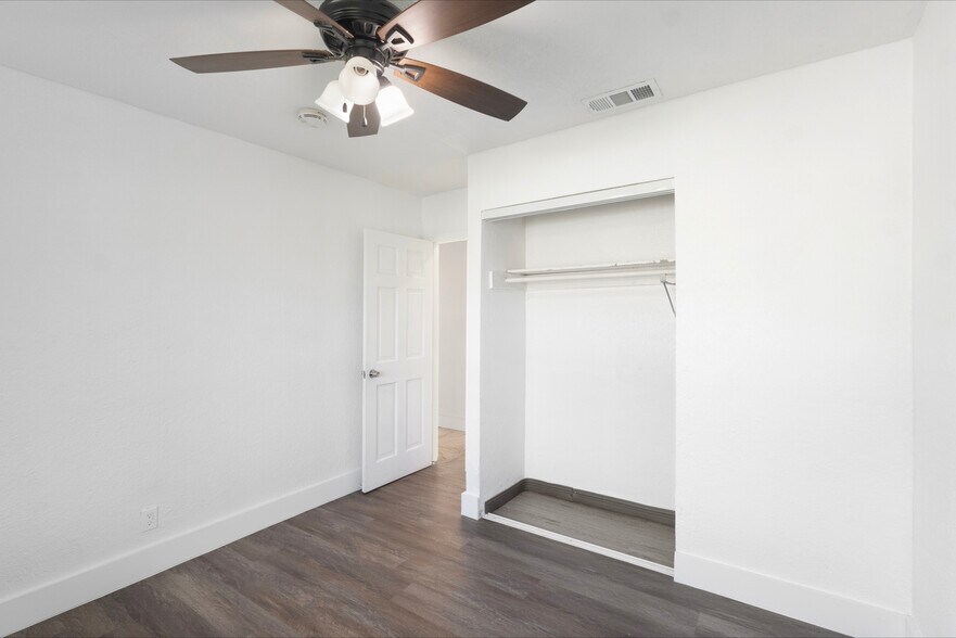 More Photos Of 1510 SW 68th Ter, North Lauderdale Healthcare For Sale