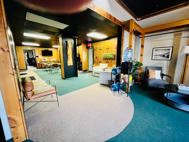 More Photos Of 74135 Church St, Armada Office Residential For Lease