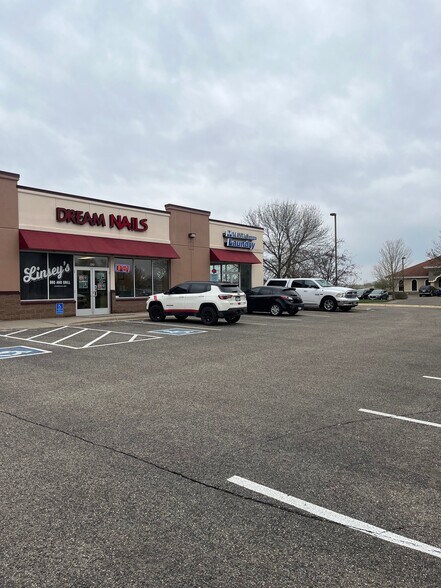 More Photos Of 310-390 El Dorado Dr, Jordan Unknown For Lease