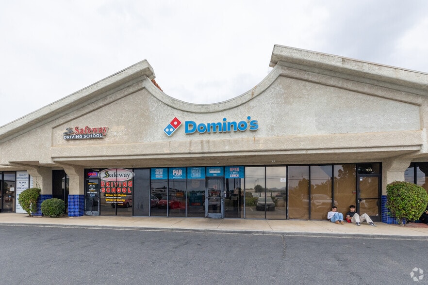 Primary Photo Of 2220 N Moorpark Rd, Thousand Oaks Freestanding For Lease