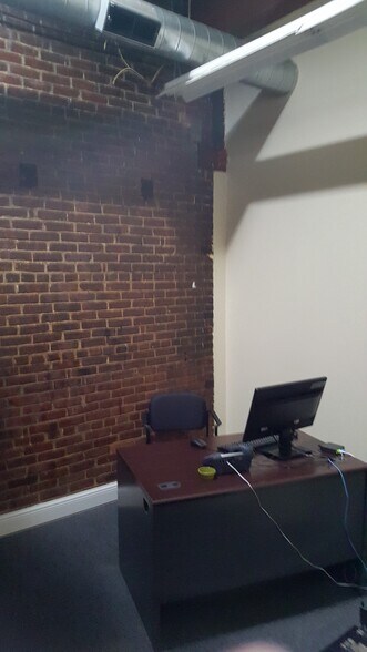 More Photos Of 5245 Germantown Ave, Philadelphia Office For Lease