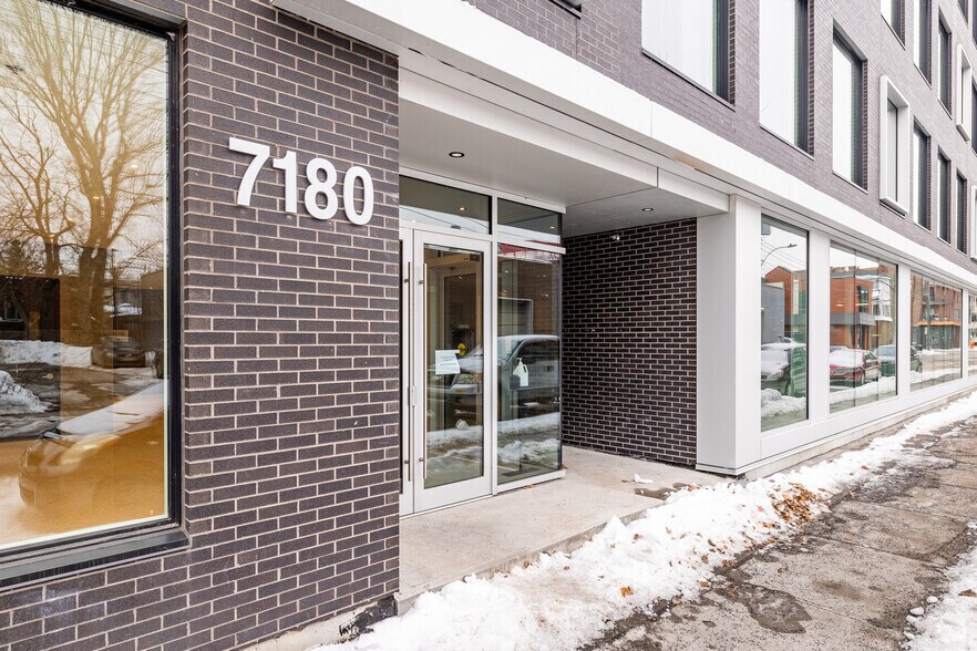 More Photos Of 7180 Rue Marconi, Montréal Loft Creative Space For Lease