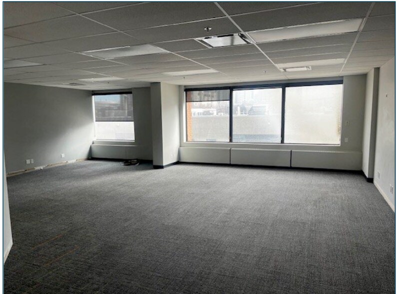 More Photos Of 10125-10179 109th St NW, Edmonton Apartments For Sale