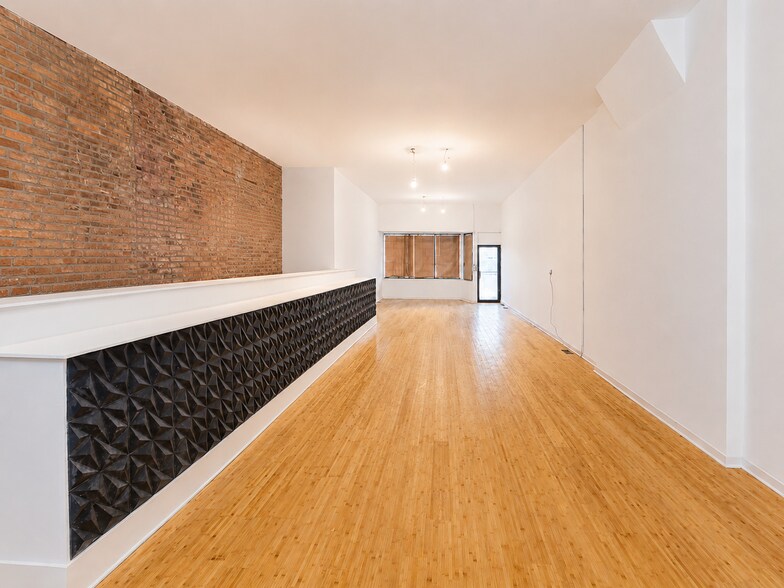 More Photos Of 8714 S Commercial Ave, Chicago Apartments For Sale