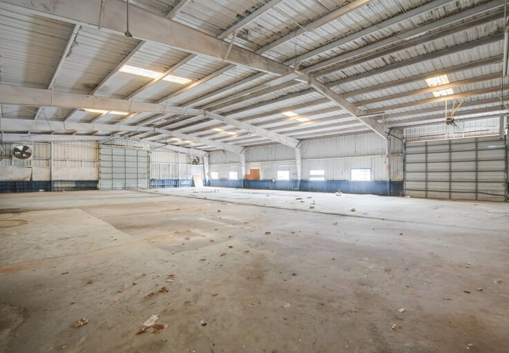 More Photos Of 213 S Columbia Dr, West Columbia Industrial For Sale