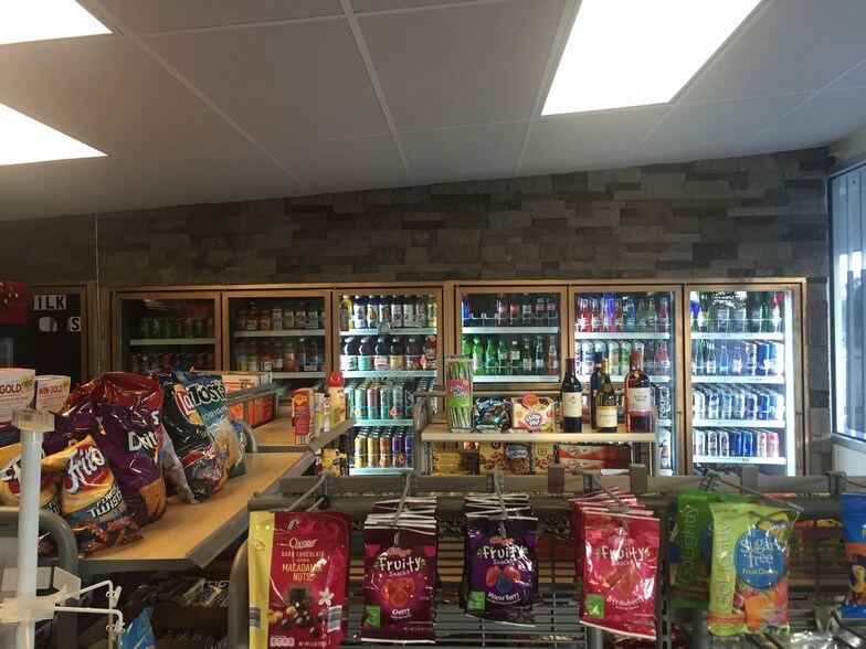 More Photos Of 1905 E Michigan St, Orlando Service Station For Sale