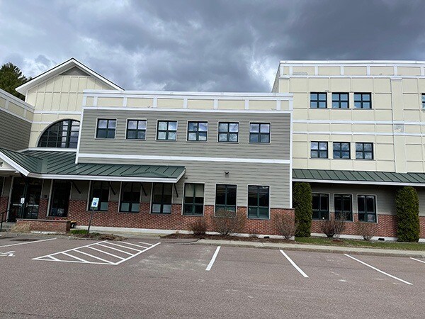 More Photos Of 5 Pilgrim Park Rd, Waterbury Office For Lease