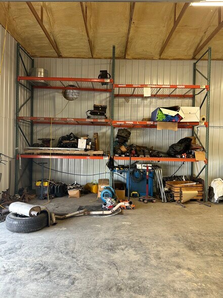More Photos Of 249 S Plant St, Morgantown Industrial For Lease