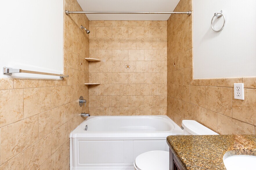 More Photos Of 4557 Manayunk Ave, Philadelphia Apartments For Sale