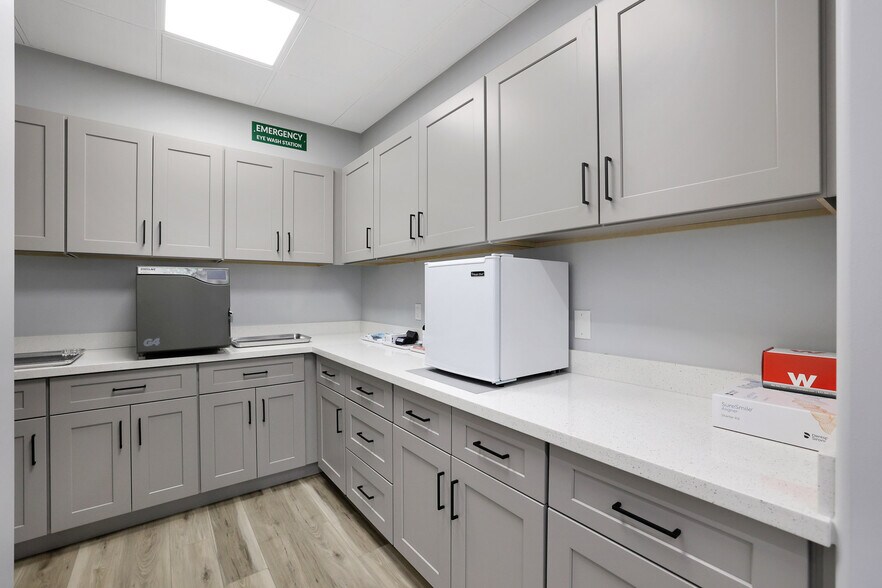 More Photos Of 33777 N Scottsdale Rd, Scottsdale Medical For Lease