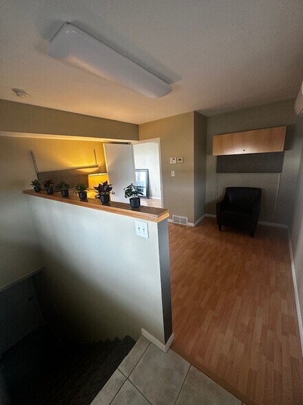 More Photos Of 3049 S Service Dr, Red Wing Loft Creative Space For Lease