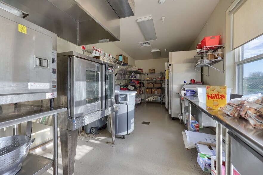More Photos Of 2301 Harrisburg Pike, Lancaster Daycare Center For Sale