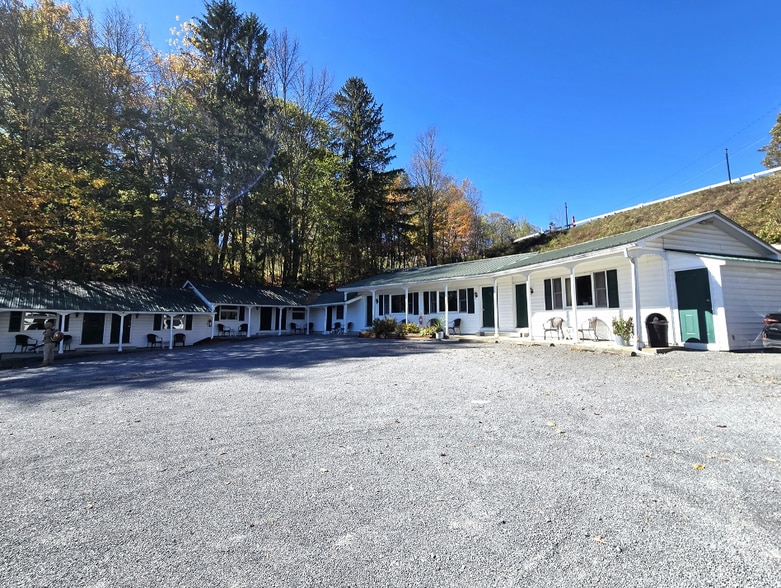 More Photos Of 6805 State Highway 80, Cooperstown Hotel For Sale