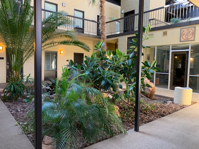 More Photos Of 2501 San Pedro NE, Albuquerque Office For Lease